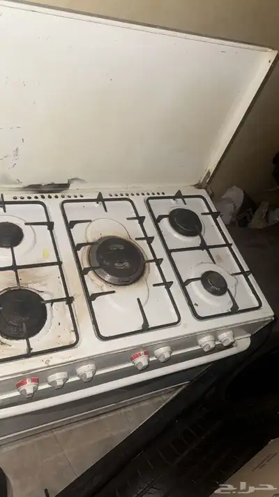 فرن ايطالي خمس عيون شغال اموره طيبه يبغاله تنظيف البيع سمح 0