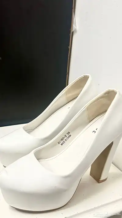 عبايه عروس وكعب للبيع 1