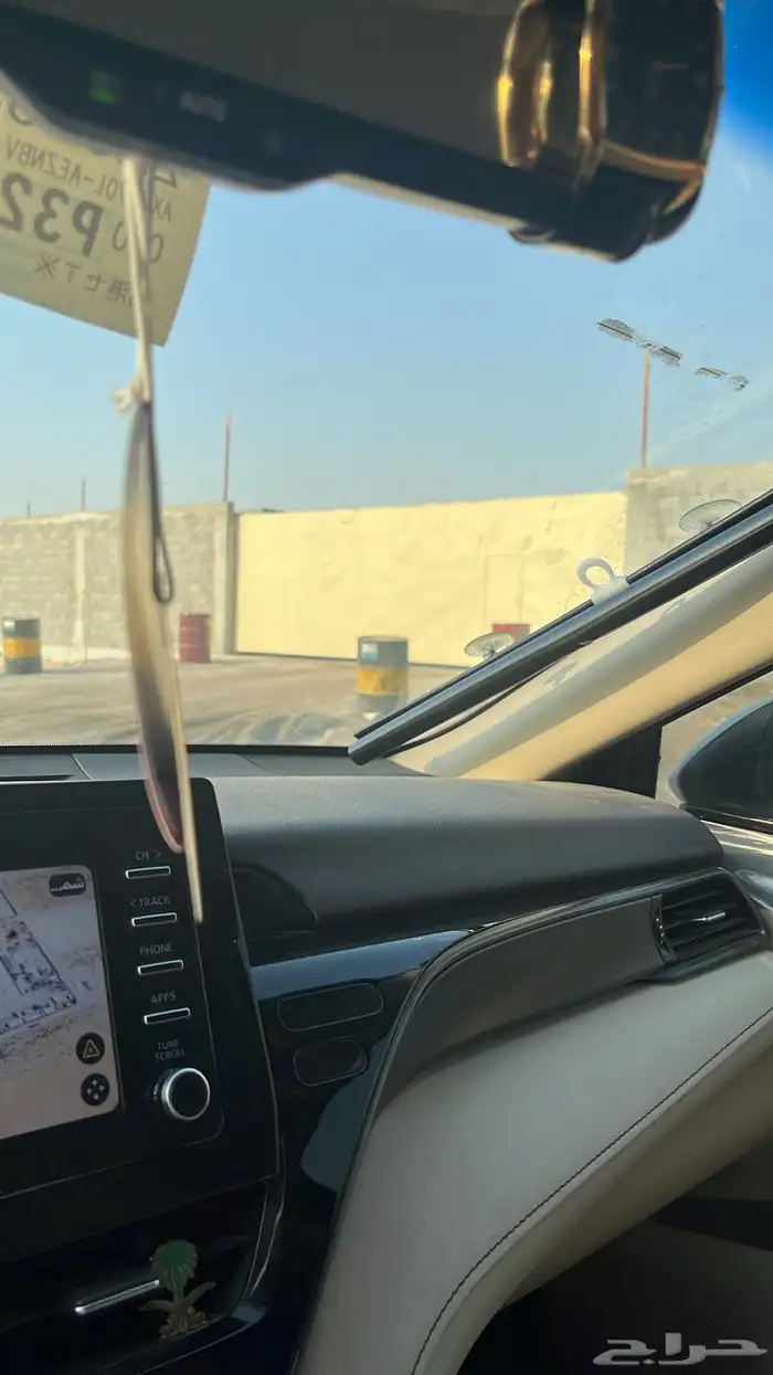 توقيع عقد مع الشركة لنقل الموظفين 0