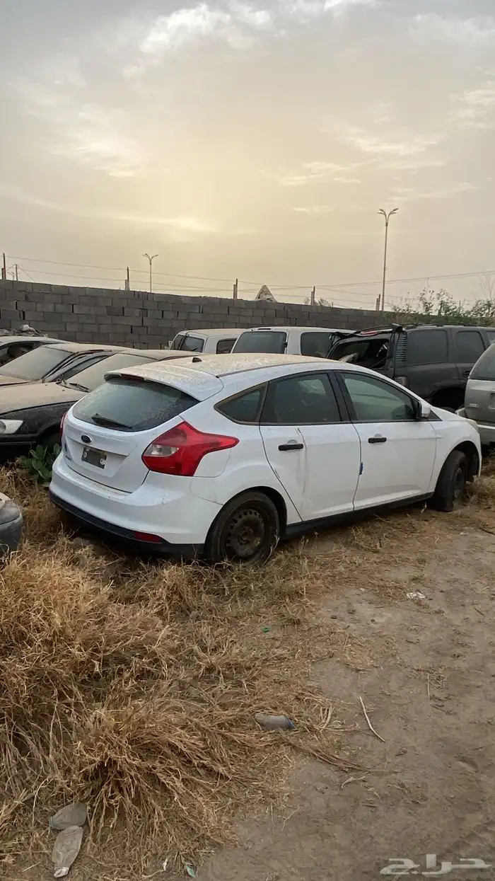 فورد فوكس قطع غيار تشليح جميع القطع متوفره بأذن الله 0