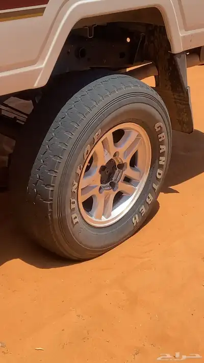 جنوط لكزز للبيع شفه عريض 0