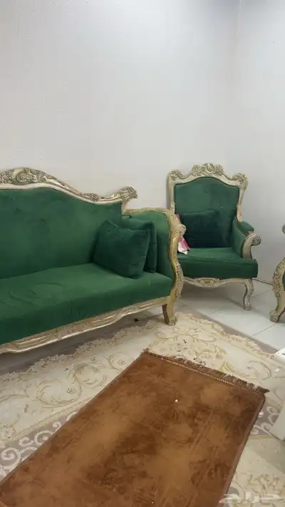 للبيع كنب نضيف ولاجاه استخدام 1