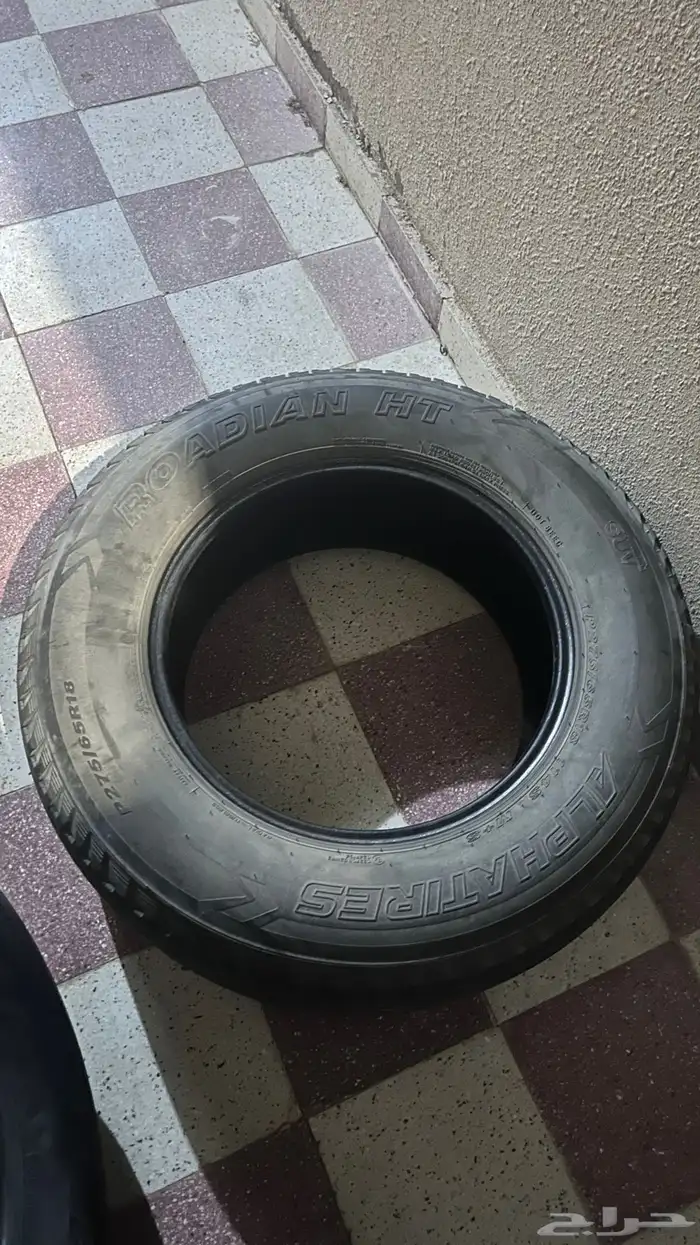 للبيع اربع كفرات مستعمله نضيفه سنه الصنع 22 مقاس 18 1