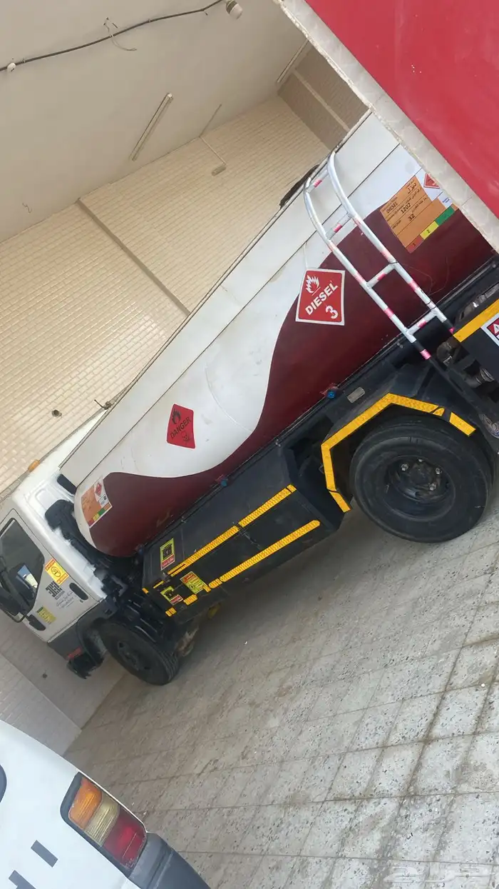 دينات ديزل للإيجار الشهري 9