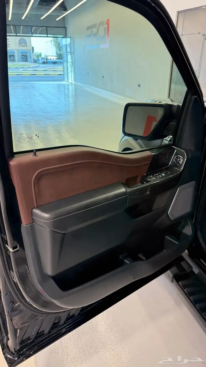 فورد f150 وارد الوكيل 2023 عداد 51 الف فقط 17