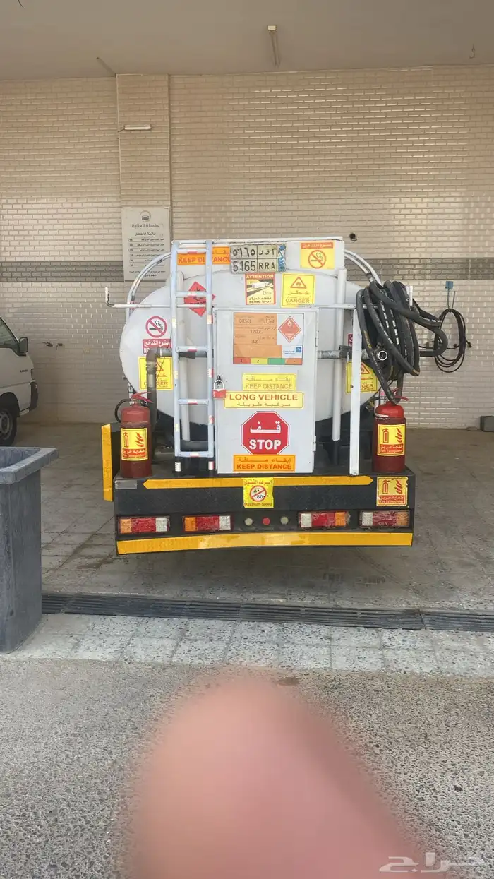 دينات ديزل للإيجار الشهري 10