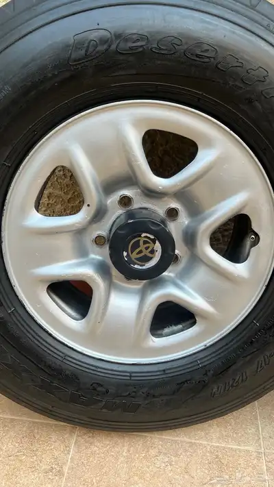 جنوط ديازل اصليه مع اكواع اصليه مع بالون ماكسس 5