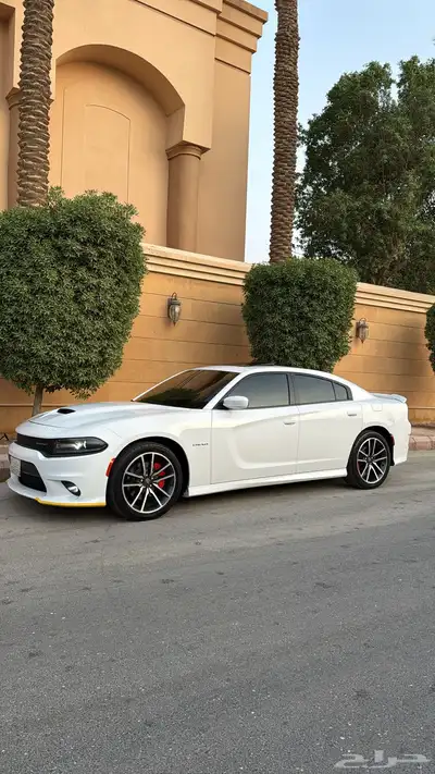 دودج تشارجر RT 2021 1