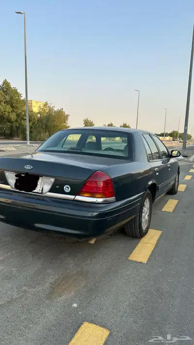 فورد كروان فكتوريا 2002 3
