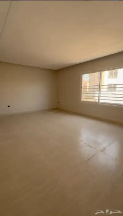 شقق في المروج عباره عن 5غرف مساحه كبيره ب640الف 0
