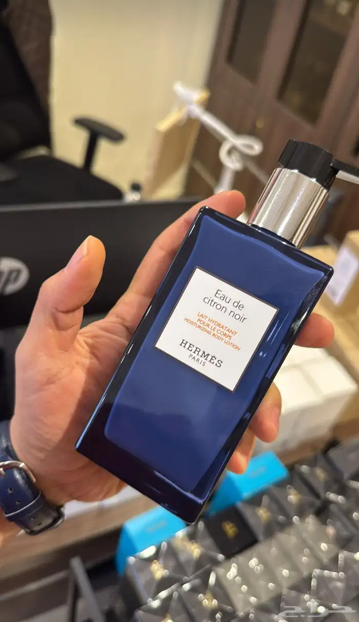 جميع العطور الحصريه النيش جميعه متوفره 40