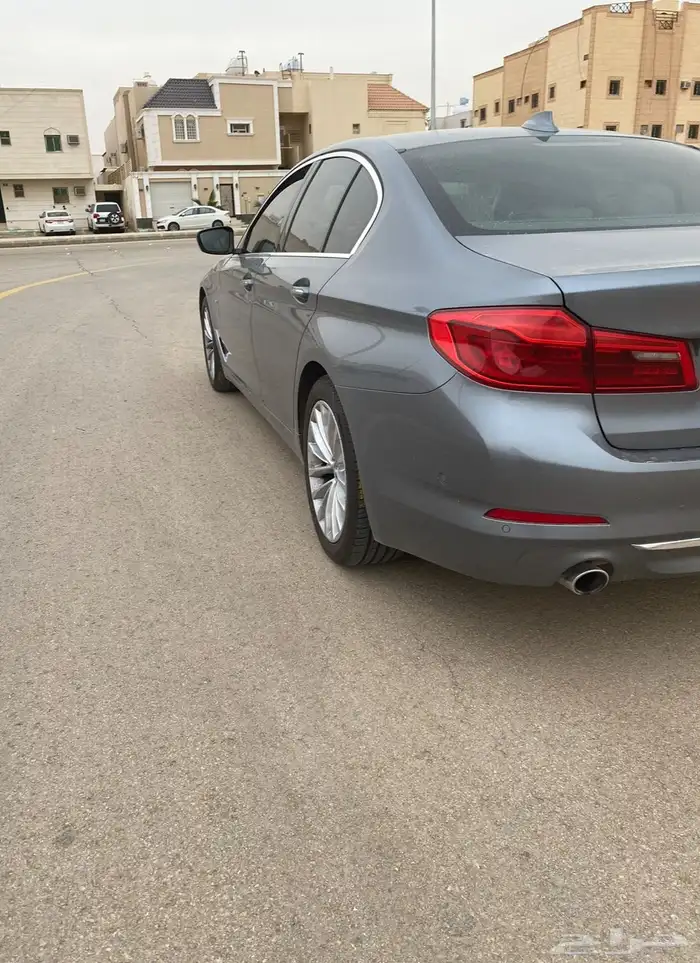 للبيع بي ام 520 2019 Luxury Line 2