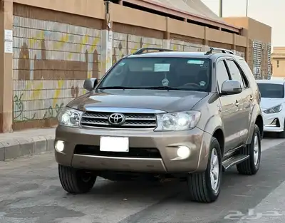 تويوتا فورتشنر 2009 1