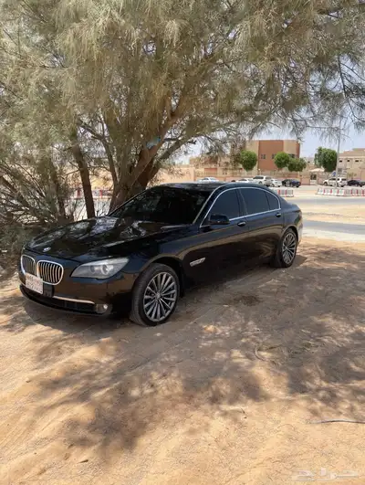 بي ام دبليو نظيفة جدا  البيع سمح 25