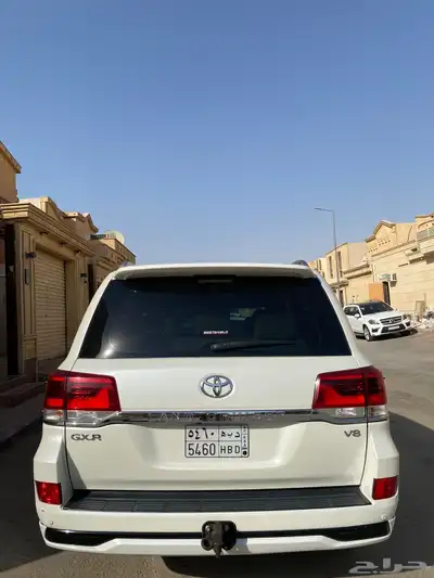 تويوتا لاند كروزر 20