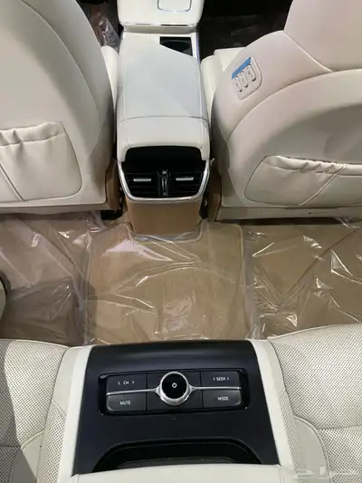 هيونداي ازيرا 2021 9