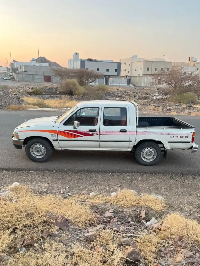 هايلكس 96 للبيع 1