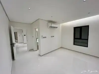 عماره تجاريه على شارعين الدمام حي الزهور موقع مميز 1