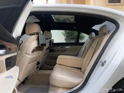 Bmw 750 Li 14