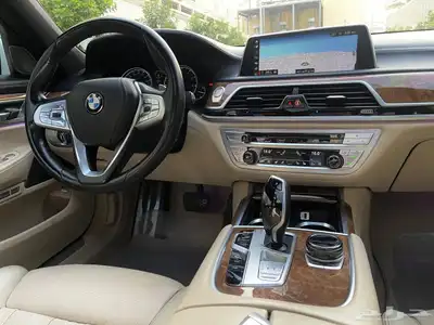 Bmw 750 Li 16