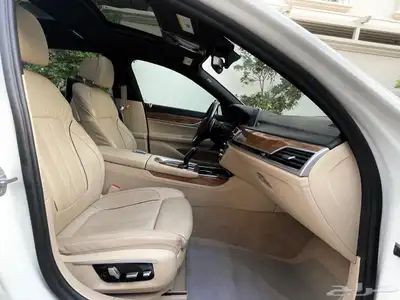 Bmw 750 Li 23