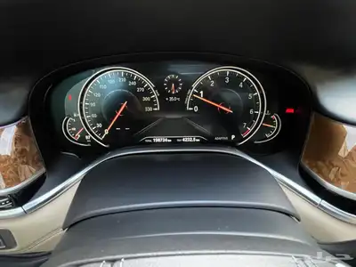 Bmw 750 Li 21