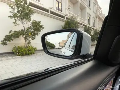 Bmw 750 Li 33
