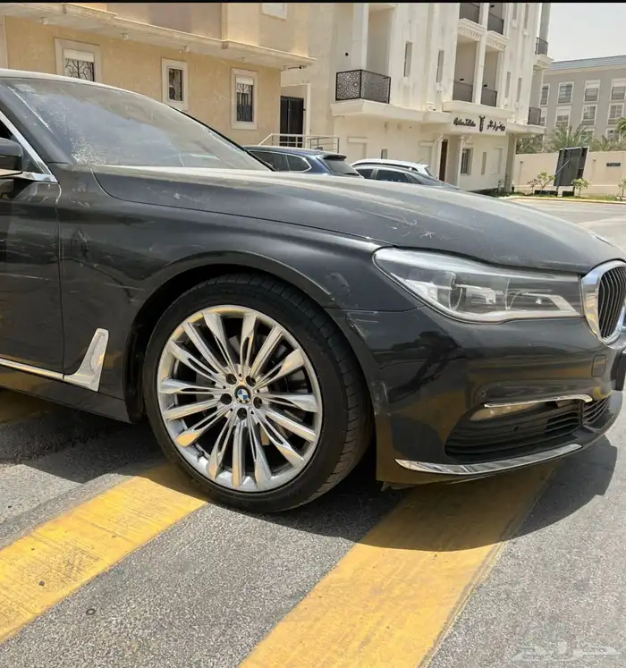 قطع بي ام 730 2018 - وجهيه كامله مستعمل وكاله 0