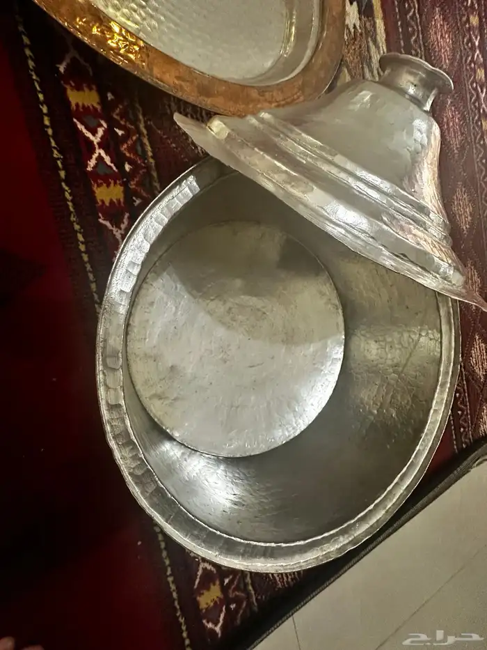 قدر نحاس وصحن 3