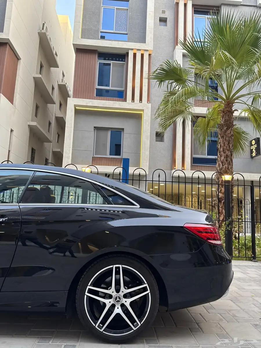Mercedes E200 cop AMG kit index