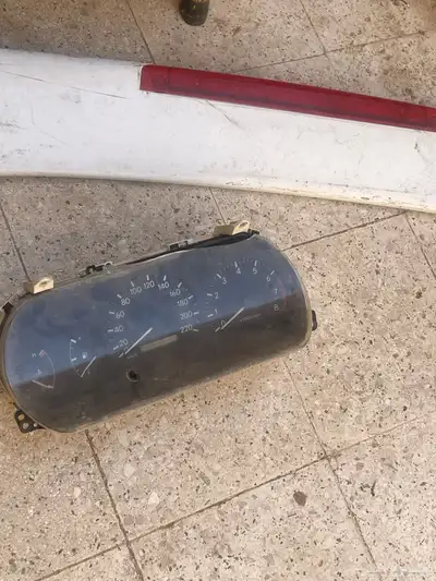 قطع كامري ومضخم صوت 2002 1