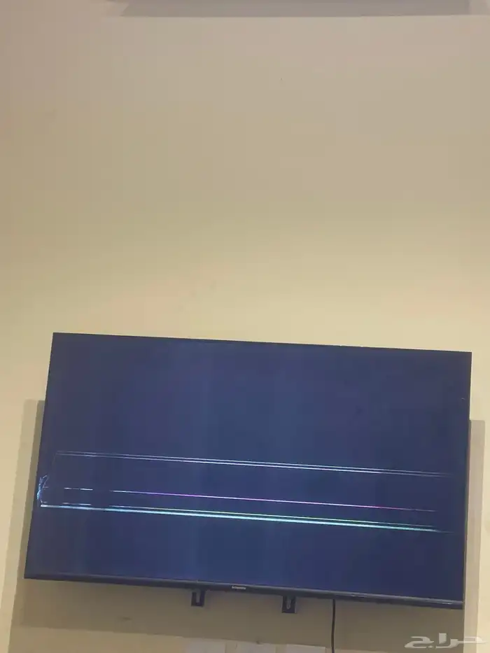 شاشه فيها خطوط للبيع 0