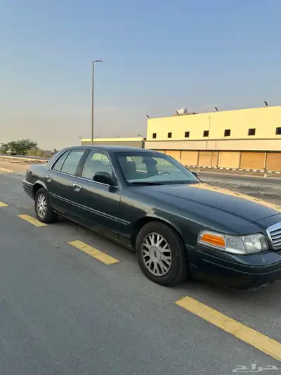 فورد كروان فكتوريا 2002 6