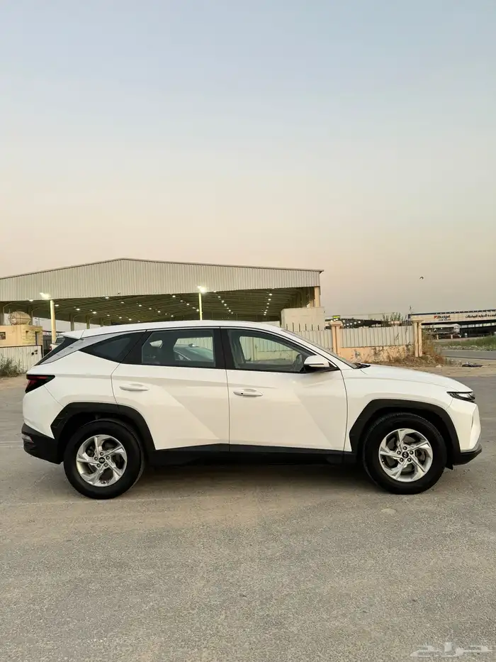 للبيع هونداي توسان 2021 بنزين 8