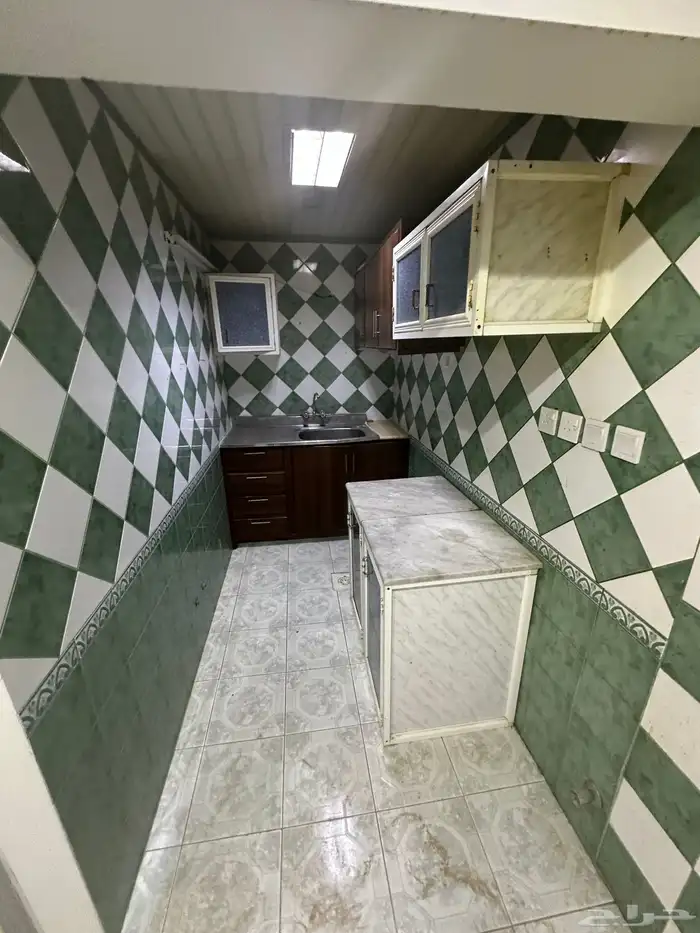 شقه بحى غرناطه غرفتين وصاله وسطح 28 الف 7