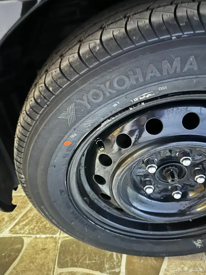 كامري 2011 اسود وكالة 30