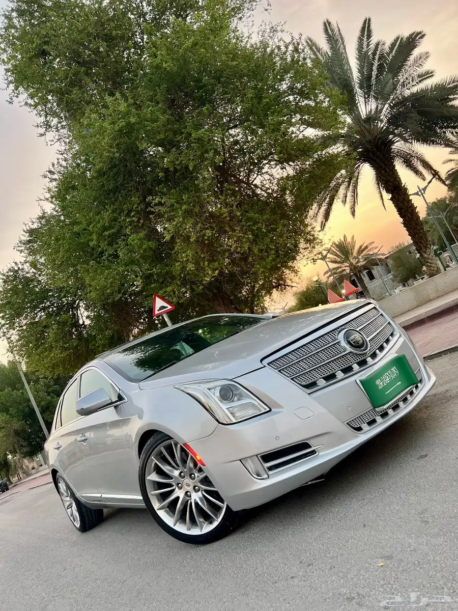 كاديلاك XT5 بلاتينيوم تنفس طبيعي 6 سلندر محركات جدا مظيفه index