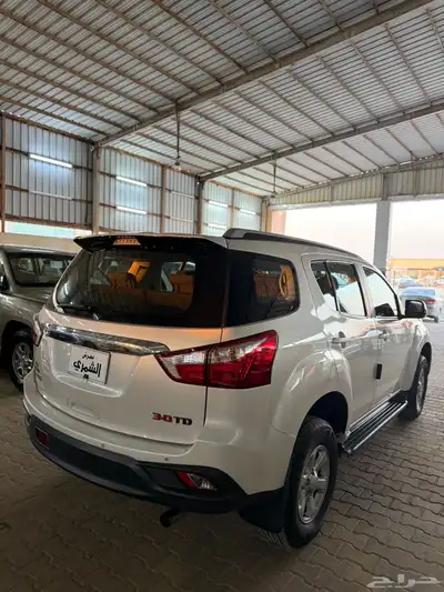 ايسوزو MUX 2019 5