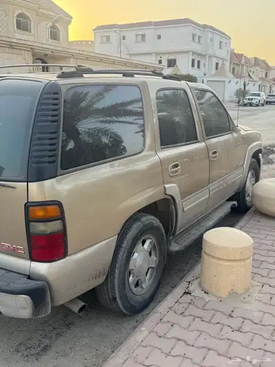 سيارة جي إم سي يوكون موديل 2005 للبيع 1