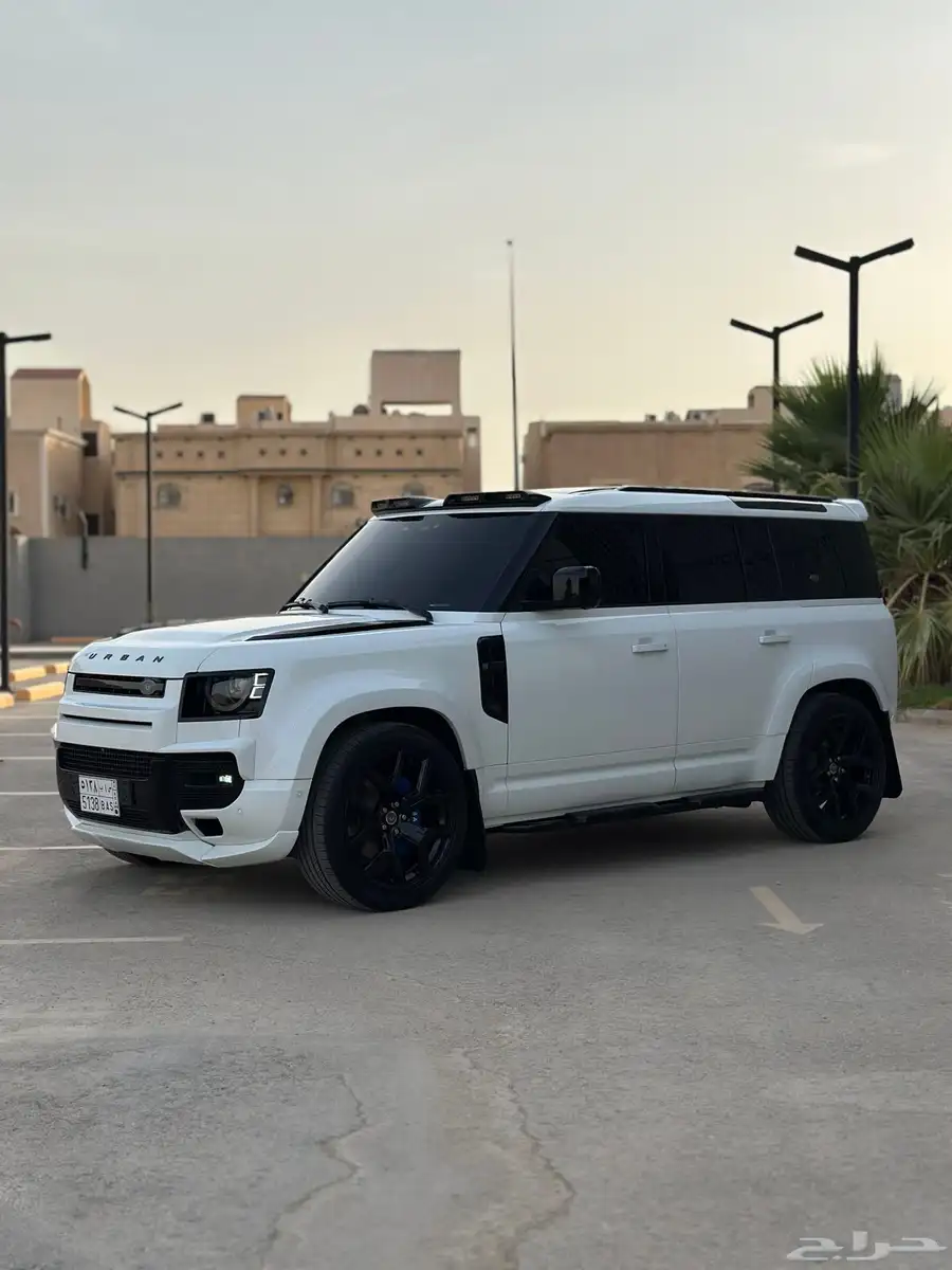 ديفندر HSE 2021 V6 اوربن index