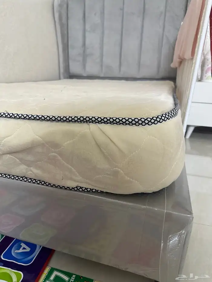 سرير نفر لون رصاصي مخمل 1