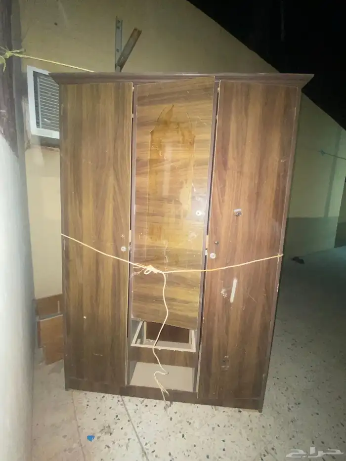 دولاب مستعمل 0