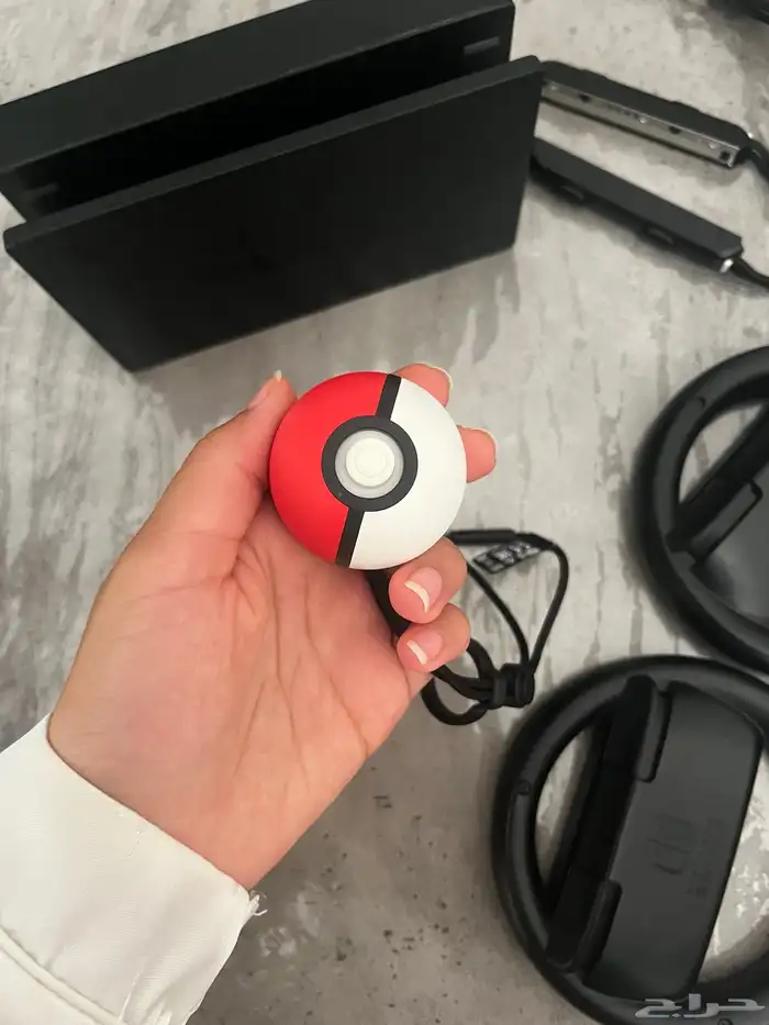 Nintendo Switch 128 GB with all accessories نينتندو سويتش 2