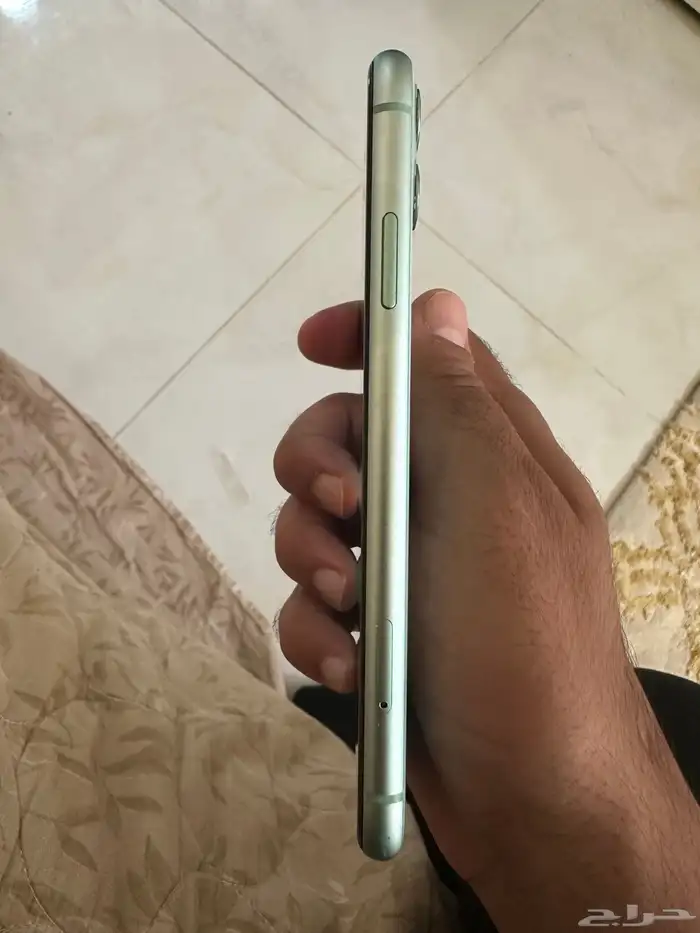 ايفون 11 0