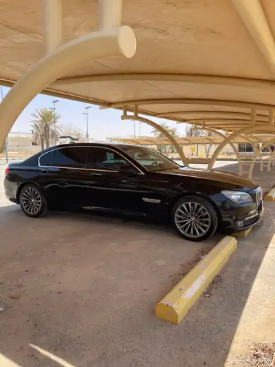 بي ام دبليو نظيفة جدا  البيع سمح 11
