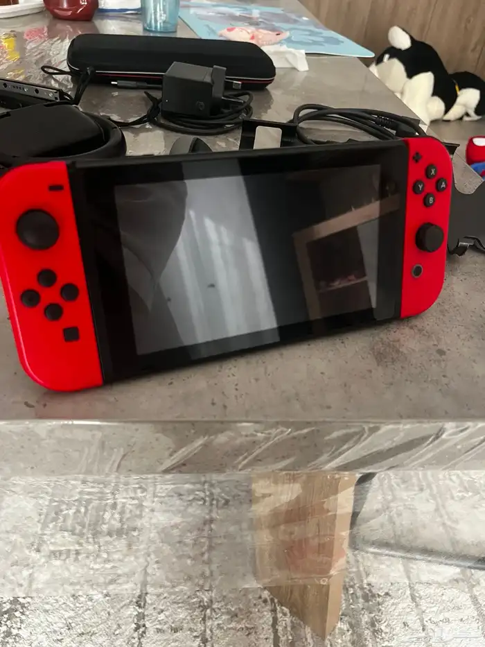 Nintendo Switch 128 GB with all accessories نينتندو سويتش 13