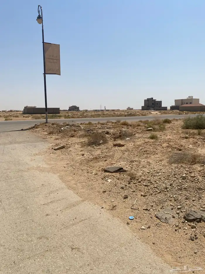 ارض شارعين بمخطط حطين جنوب الشقة ببريدة 4