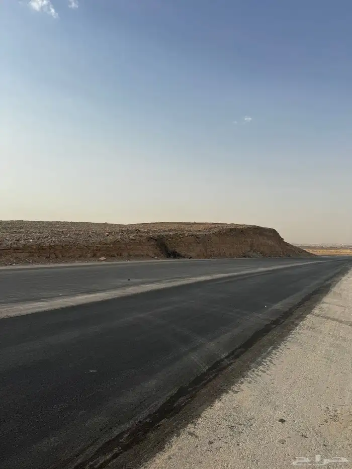 أرض سكنية للبيع (واجهة شرقية طبيعة جبيلة) - عريض 4