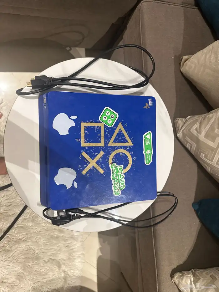 الكيبورد والتلفزيون مو للبيع السوني 4 الجهاز سليم 9