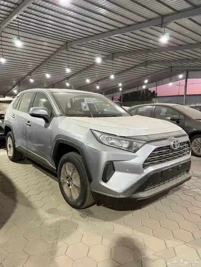 تويوتا راف فور LE 4x4 بنزين 2025 0
